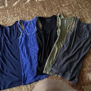 American eagle boyfriend fit tank top bundle